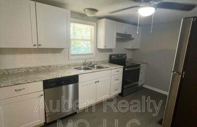 5003 N. Lister Ave. photos photos