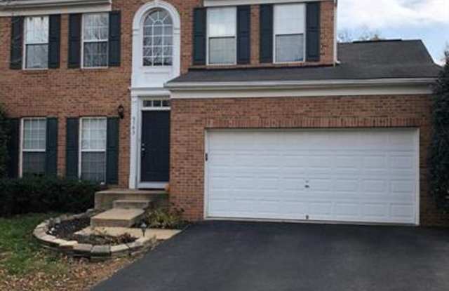 9743 Plaskett Forest Ln - 9743 Plaskett Forest Lane, Lorton, VA 22079