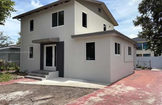 3368 NW 51st Ter photos photos