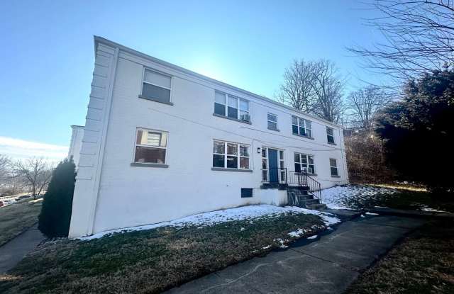 Modern Living at The Heights at Audubon Park - 1437 Nightingale Road, Louisville, KY 40213