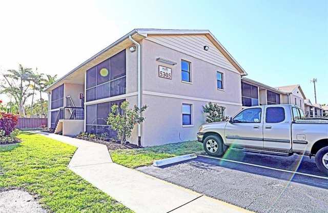 5305 Summerlin Road Gallery 1