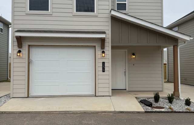 New Beginnings Start At AMRR: Spacious 2 Bedroom In Centerton, AR! photos photos