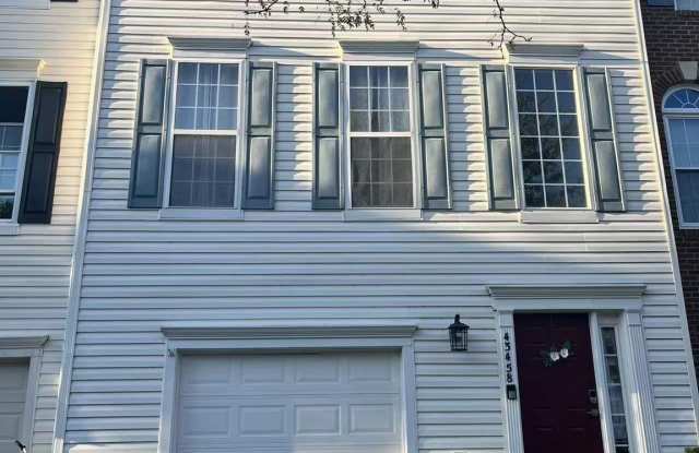 43458 LAIDLOW Street - 43458 Laidlow Street, South Riding, VA 20152