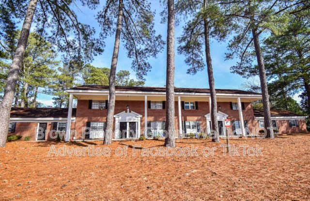 2310 Barrington Cir Gallery 1