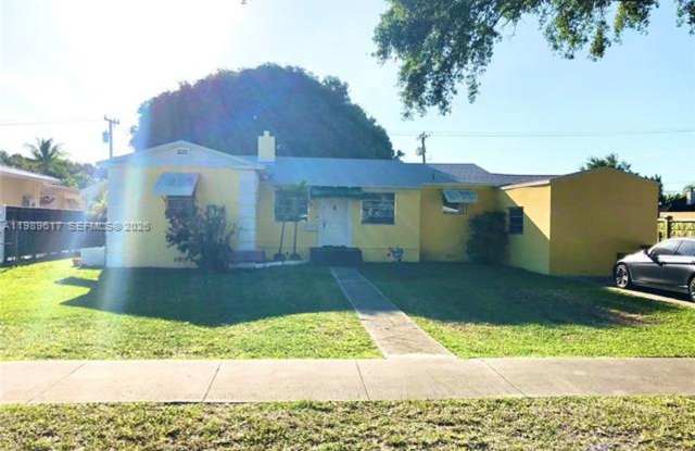 432 Palmetto Dr # 0 MIAMI SPRINGS, FL 33166 photos photos