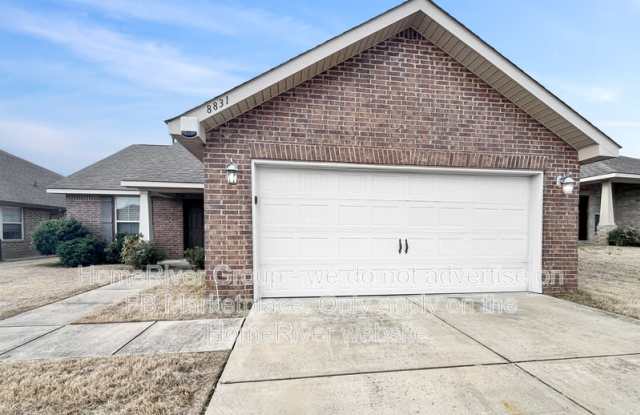 8831 Arendale Dr - 8831 Arendale Drive, Southaven, MS 38671