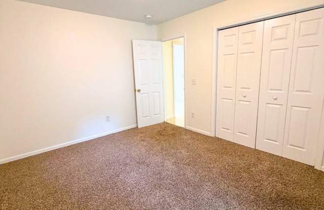 PRICE IMPROVEMENT | Charter Drive | 3-bed, 2-bath Gallery 4