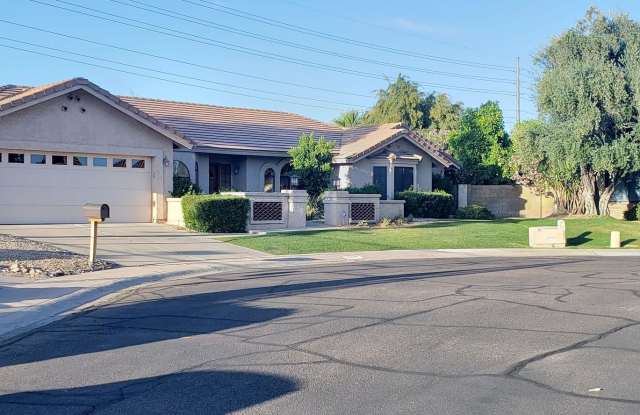 7864 E Cannon Drive - 7864 East Cannon Drive, Scottsdale, AZ 85258