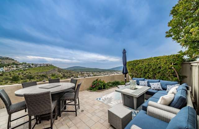 Breathtaking Oasis with Canyon Views, Pool, Spa! - 1632 Sunnyside Avenue, San Marcos, CA 92078
