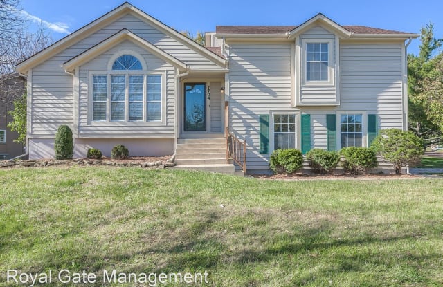 7704 West 154th Terrace - 7704 West 154th Terrace, Overland Park, KS 66223