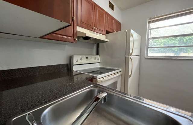 3400 NW 30 St. # 1 photos photos