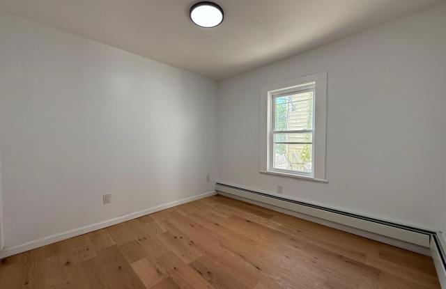 82 MCADOO AVE Gallery 3