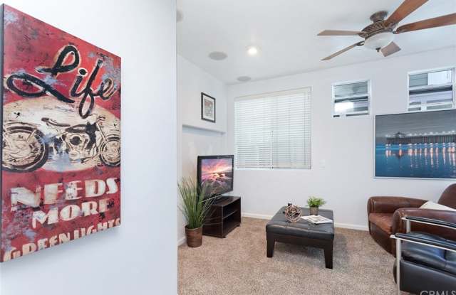 3713 W Balboa Boulevard Gallery 2