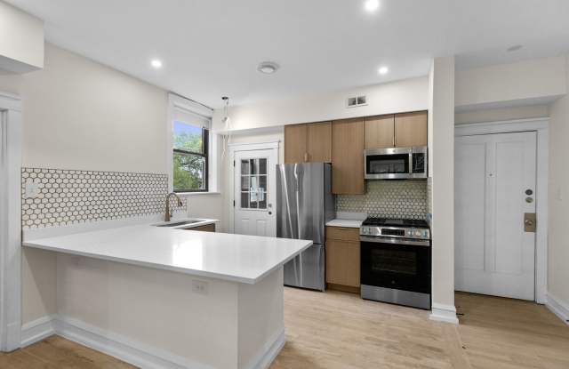 4648 North Hamilton Avenue photos photos