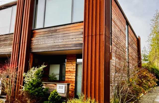 Townhome in the Grow Community, Walk to Winslow! - 392 Wills Lane Northwest, Bainbridge Island, WA 98110