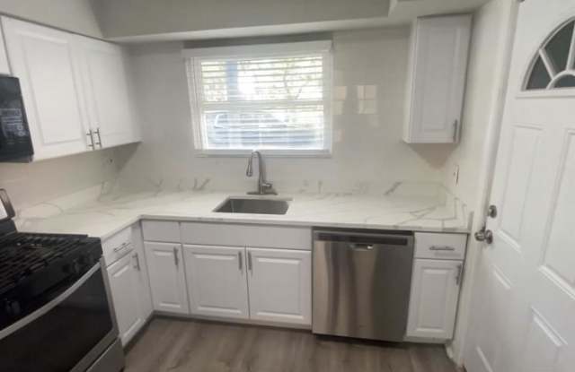 1321 West Sherwin Avenue photos photos 1321 West Sherwin Avenue photos photos