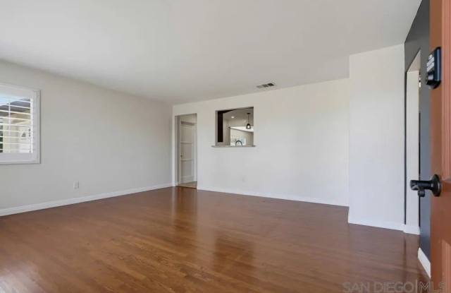 4044 Vista Grande Dr. Gallery 2