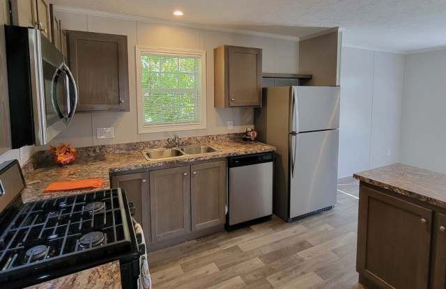 5580 Driftwood Ct Gallery 2