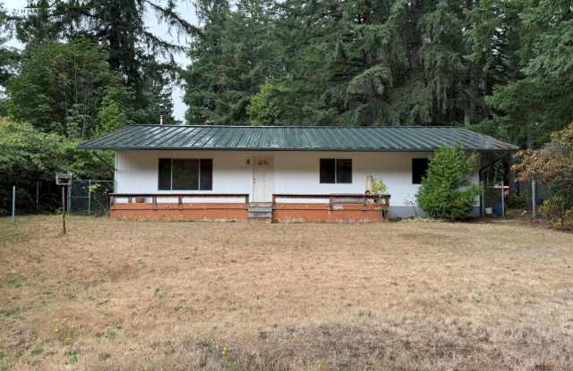 McKenzie HWY 3-bedroom/ 2bath - 44887 McKenzie Highway, Lane County, OR 97489