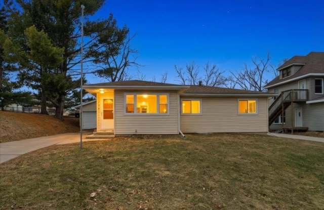 124 N College Street photos photos