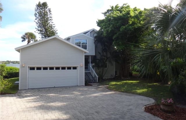 12 N CASEY KEY ROAD - 12 North Casey Key Road, Sarasota County, FL 34229