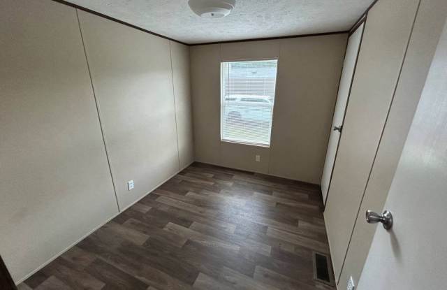 312 Hovie Ct. Gallery 4