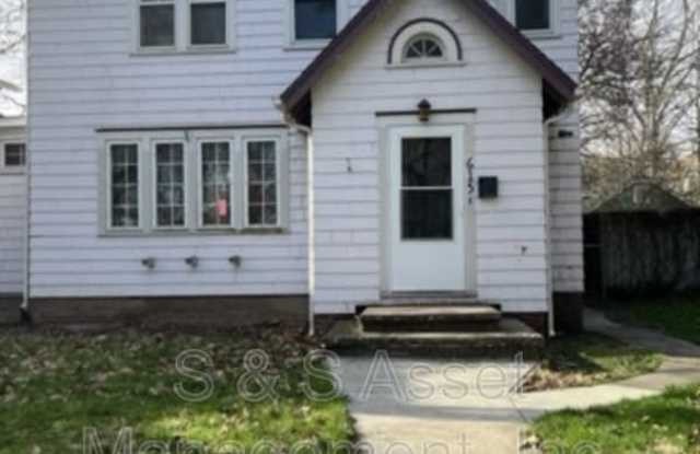615 Moores River Drive - 615 Moores River Drive, Lansing, MI 48910