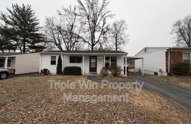 1452 Redman Blvd photos photos