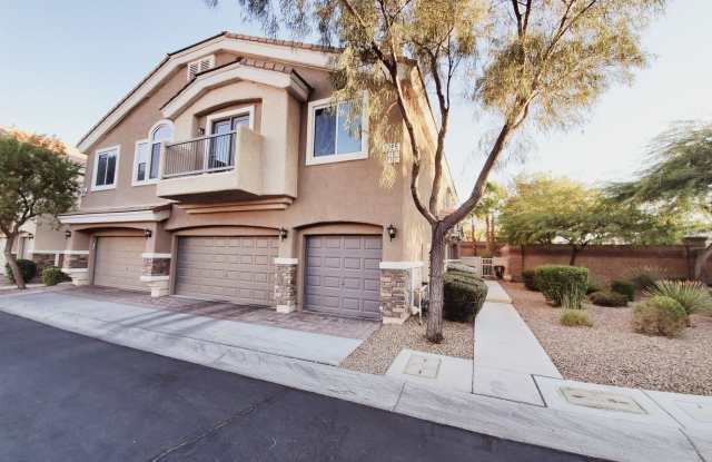 GORGEOUS 2 BED 2 BATH CONDO! photos photos