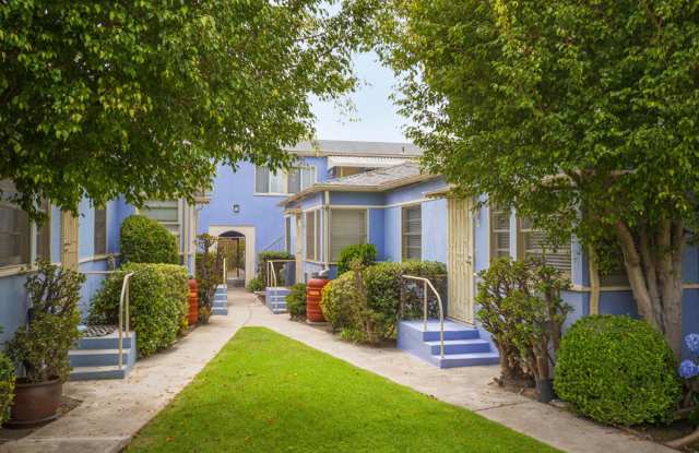 2010-2016 Ocean Park Blvd photos photos