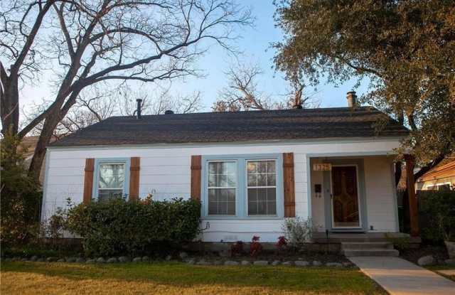 1325 Smilax Avenue - 1325 Smilax Avenue, Fort Worth, TX 76111