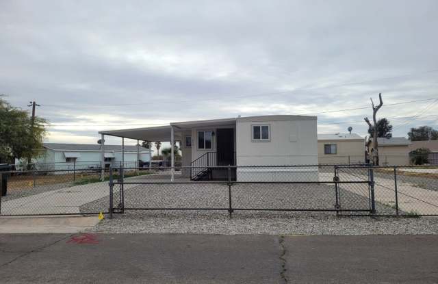 Charming 2-Bedroom, 2-Bathroom Mobile Home with Modern Amenities and Stylish Comfort in a Peaceful Community Gallery 1