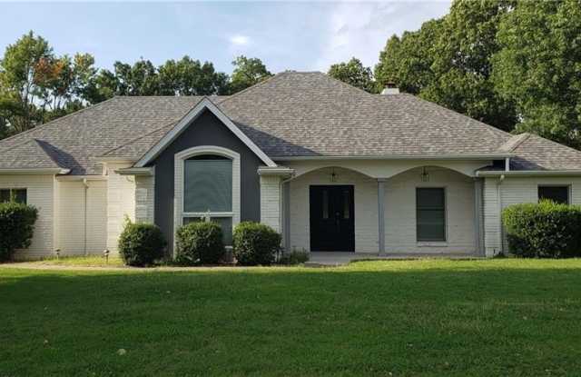 55 Stonehenge  DR photos photos