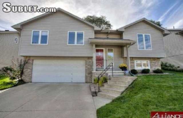 3032 35th Ave - 3032 South 35th Avenue, Omaha, NE 68105