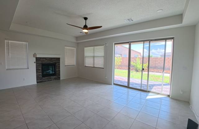 4 BEDROOMS Rio Rancho Gallery 4