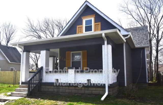 218 N Tacoma Ave photos photos