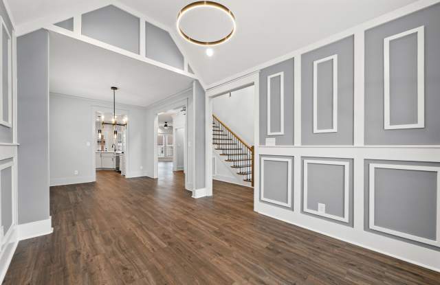 Stylish 4 bedroom 3 bath home for rent! - 487 Spiderwort Drive, Clarksville, TN 37043