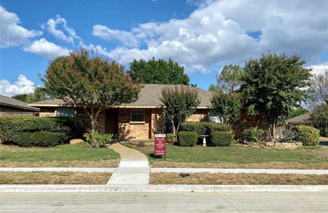 929 Edgefield Trail - 929 Edgefield Trail, Flower Mound, TX 75028