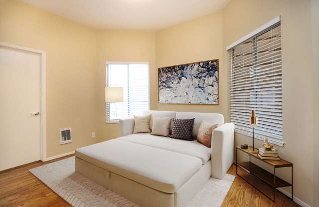 977 PINE Apartments photos photos