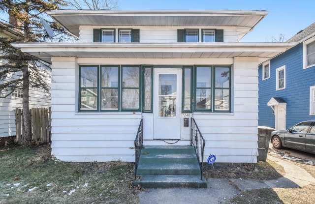 1246 Diamond Ave - 1246 Diamond Avenue, South Bend, IN 46628