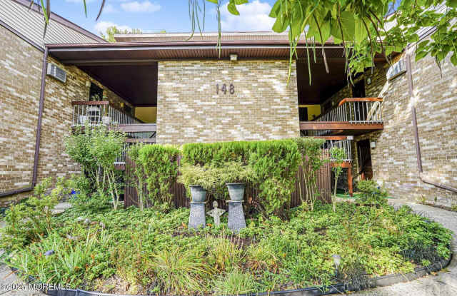 148 Amberly Drive unit: J - 148 Amberly Drive, Monmouth County, NJ 07726