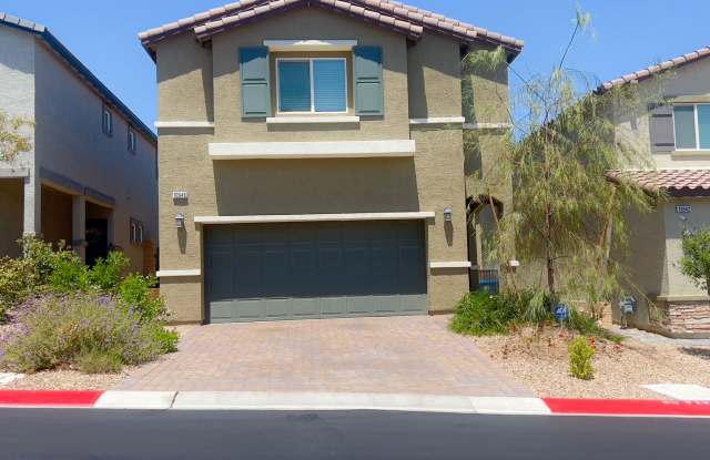 4 bedroom, 2.5 bathroom home located in North West, Las Vegas photos photos