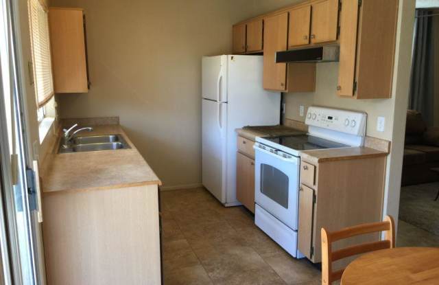 1941 E GRANDVIEW Drive Gallery 4