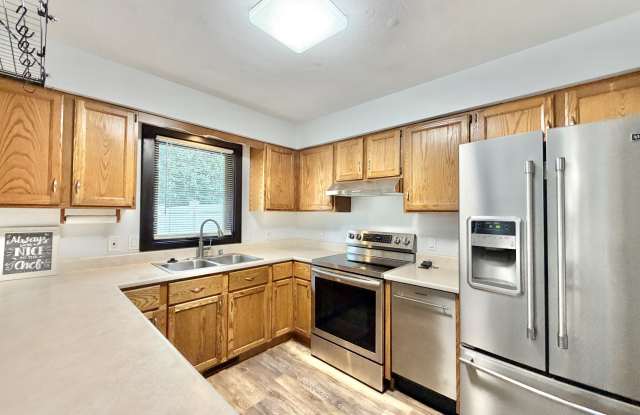 1621 Southridge Drive Gallery 1