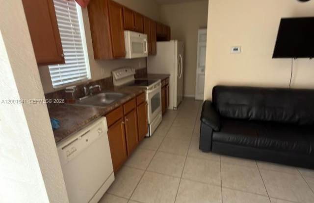 16961 SW 90th Ter photos photos