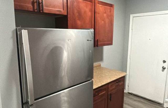 4005 South Ellis Avenue - 108 photos photos