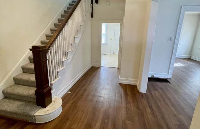 325 Camden Avenue Gallery 2