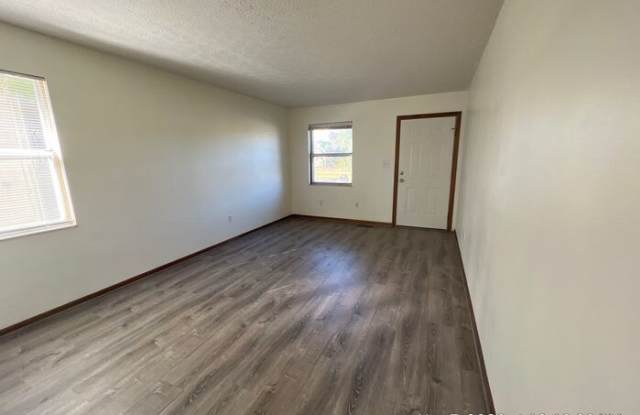 3699 Heatherglen Drive Gallery 2