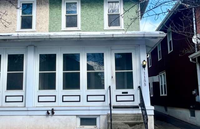 Spacious 4 Bedroom Home Available Now! photos photos