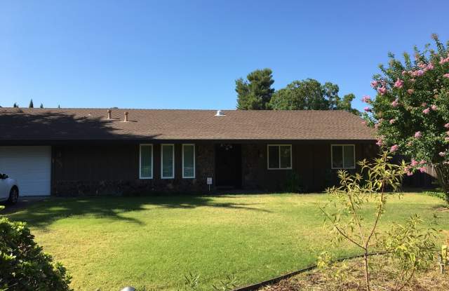 4 bedroom 2 1/2 bath house in Yuba City photos photos